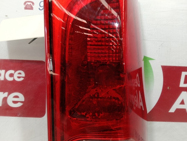 Lanterna traseira direita A4159062600 MERCEDES