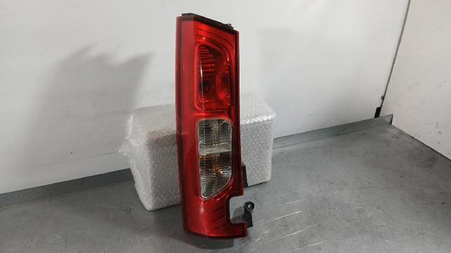 Lanterna traseira esquerda A4159062800 MERCEDES