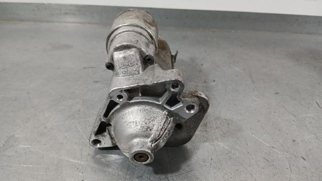 Motor de arranco A4159064000 MERCEDES