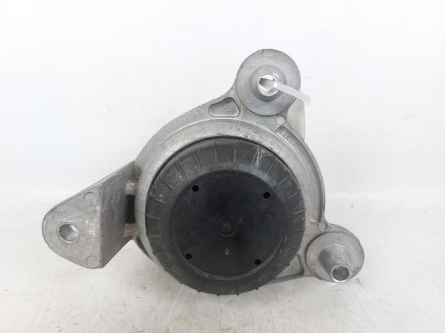 Coxim (suporte) esquerdo de motor A4472411300 MERCEDES