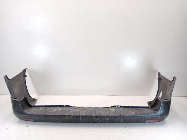 Pára-choque traseiro A4478851825 MERCEDES