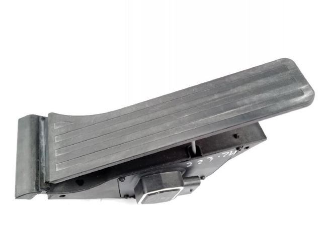 Pedal de gás (de acelerador) A4513000000 MERCEDES