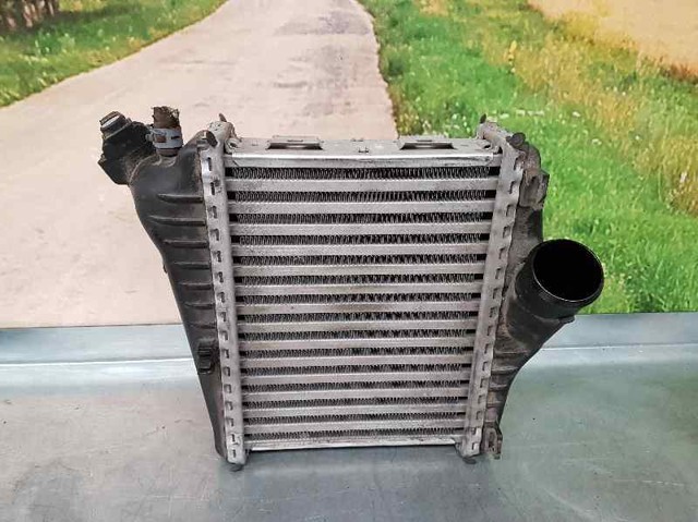 Radiador de intercooler A4515010301 MERCEDES