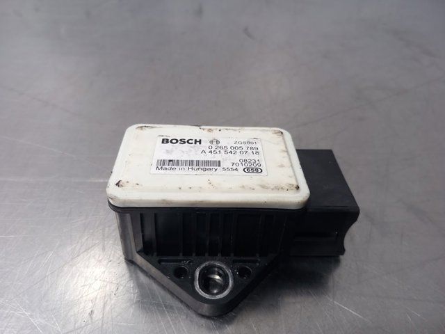 A4515420718 Mercedes