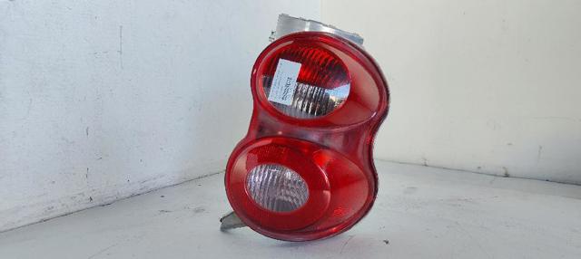 Lanterna traseira direita A4518200264 MERCEDES