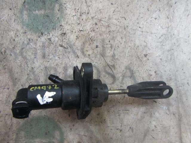 Cilindro mestre de embraiagem A4542900004 MERCEDES