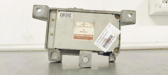 Unidade de controlo de reforçador elétrico do volante A4545450032 MERCEDES