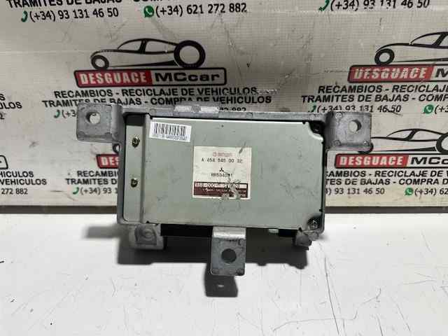 Unidade de controlo de reforçador elétrico do volante A4545450032 MERCEDES