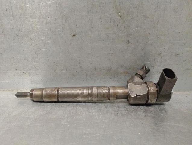 Injetor de injeção de combustível A6110700687 MERCEDES