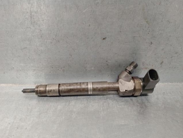 Injetor de injeção de combustível A6110700687 MERCEDES