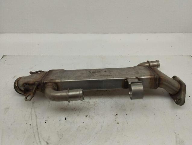 Radiador do sistema EGR de recirculação dos gases de escape A6121420079 MERCEDES