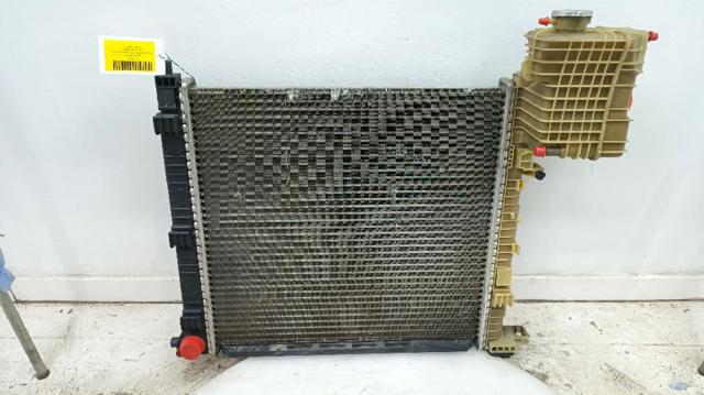 Radiador de esfriamento de motor A6385013001 MERCEDES