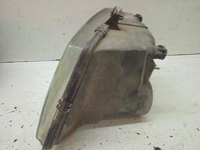 Luz direita A6388200161 MERCEDES