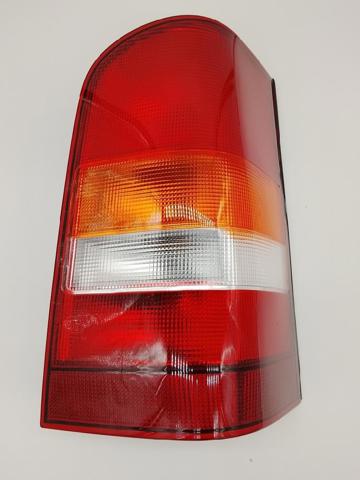 Lanterna traseira direita A6388201764 MERCEDES
