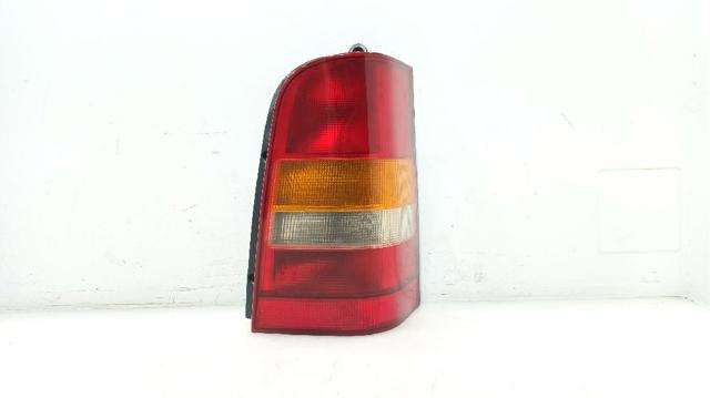 Lanterna traseira direita A6388201764 MERCEDES