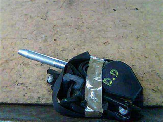Correia de segurança dianteira direita A6388600985 MERCEDES