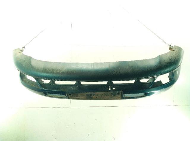 Pára-choque dianteiro A6388800570 MERCEDES