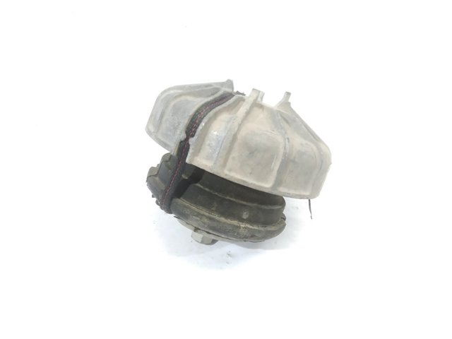 Coxim (suporte) esquerdo/direito de motor A6392410513 MERCEDES