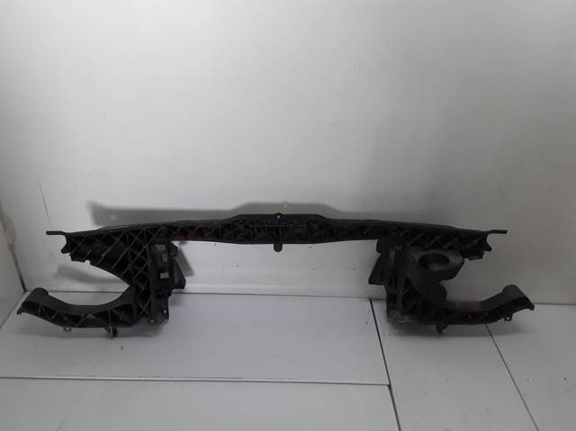Suporte do radiador montado (painel de montagem de fixação das luzes) A6398800203 MERCEDES