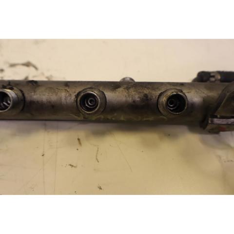 Distribuidor de combustível (rampa) esquerdo A6420700495 CHRYSLER