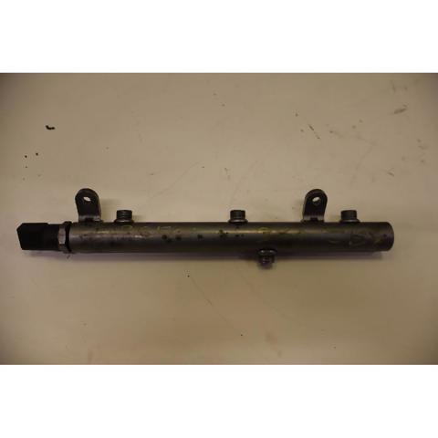 Distribuidor de combustível (rampa) direito A6420700695 CHRYSLER