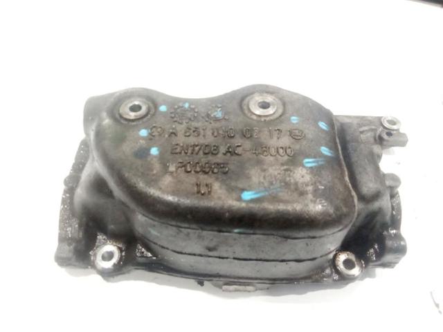Tampa dianteira de cabeça de motor (CBC) A6510100217 MERCEDES