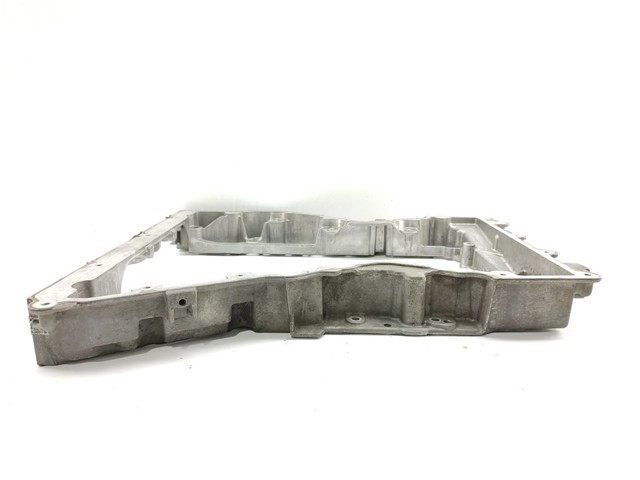 Panela de óleo de cárter do motor, parte superior A6510141502 MERCEDES