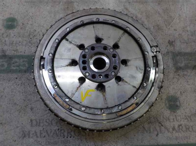 Volante de motor A6510305405 MERCEDES