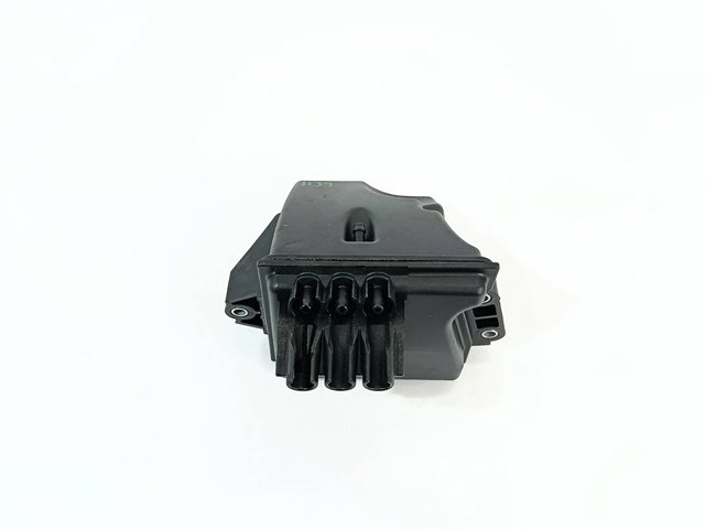 Tanque de recepção a vácuo de motor A6510700768 MERCEDES