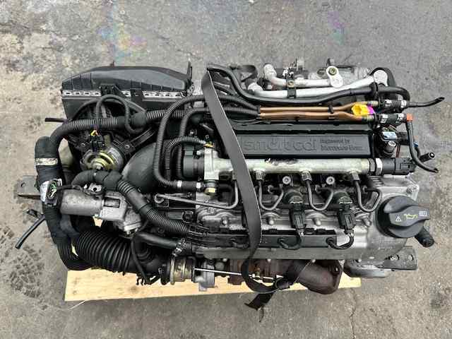 Vedante de tampa de válvulas de motor A6600100030 MERCEDES