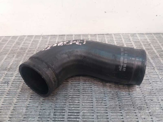 Mangueira (cano derivado) de intercooler A9015283982 MERCEDES