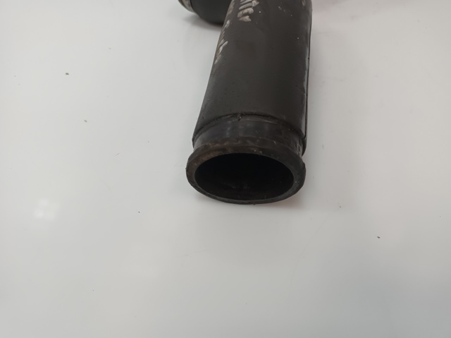 Mangueira (cano derivado) de intercooler A9015284382 MERCEDES