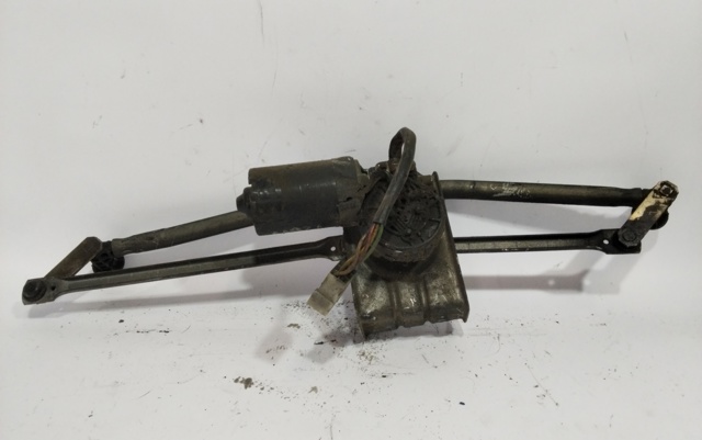 Trapézio de limpador pára-brisas A9018200081 MERCEDES