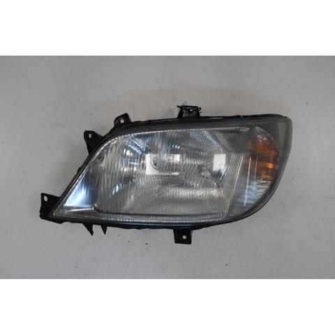 Luz esquerda A9018201061 MERCEDES