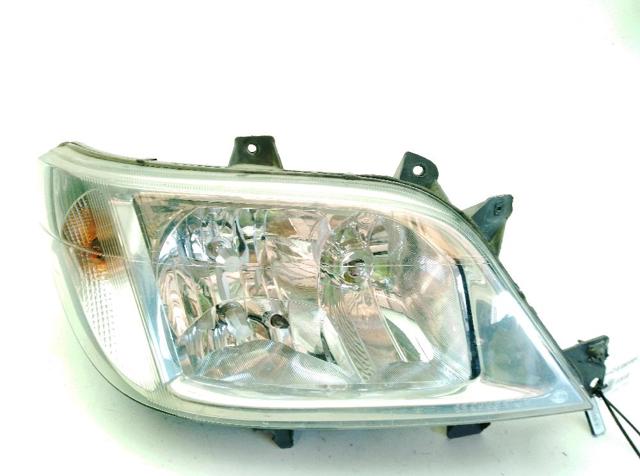 Luz direita A9018202761 MERCEDES