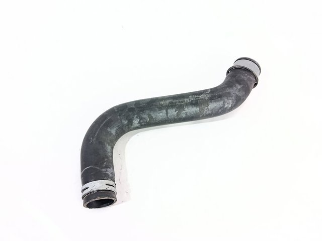 Mangueira (cano derivado) do radiador de esfriamento superior A9065012982 MERCEDES
