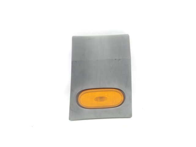 Placa sobreposta externa central direita de suporte de carroçaria A9066901282 VAG