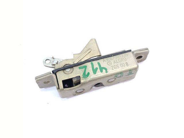 Fecho da porta lateral deslizante direita A9067301335 MERCEDES