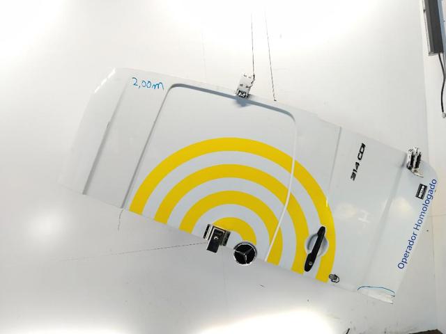 Porta batente traseira direita de furgão A906740010528 MERCEDES