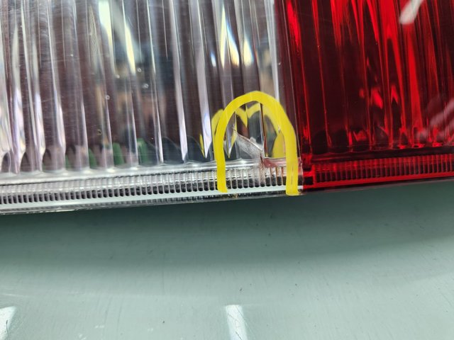 Lanterna traseira esquerda A9068200164 MERCEDES