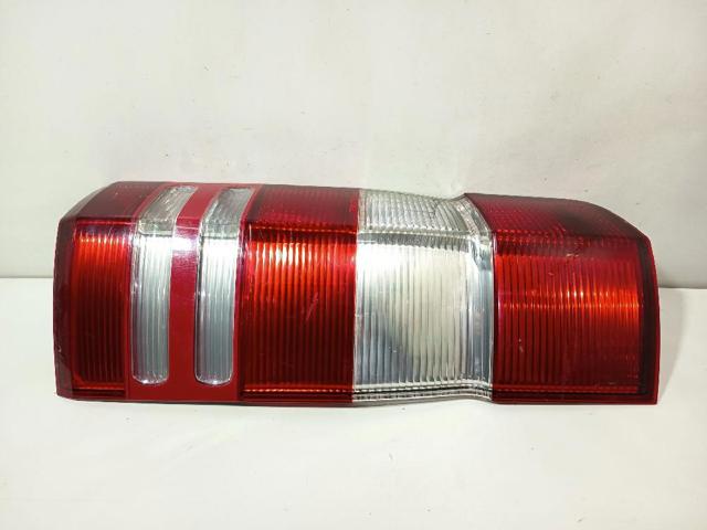Lanterna traseira direita A9068200264 MERCEDES