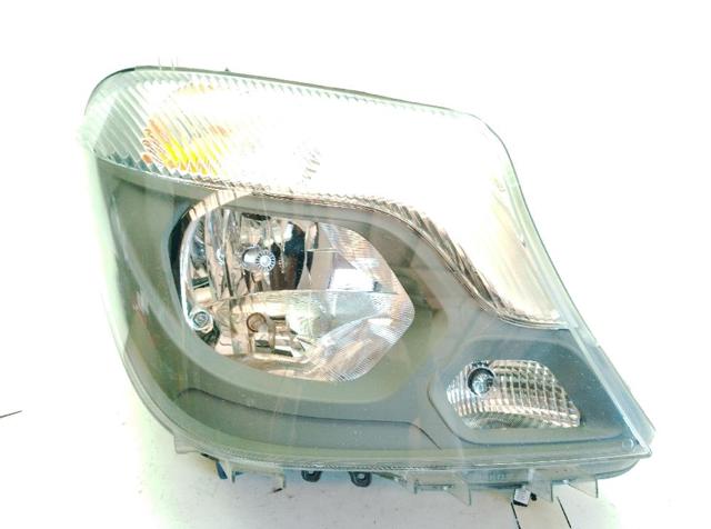 Luz esquerda A9068205600 MERCEDES