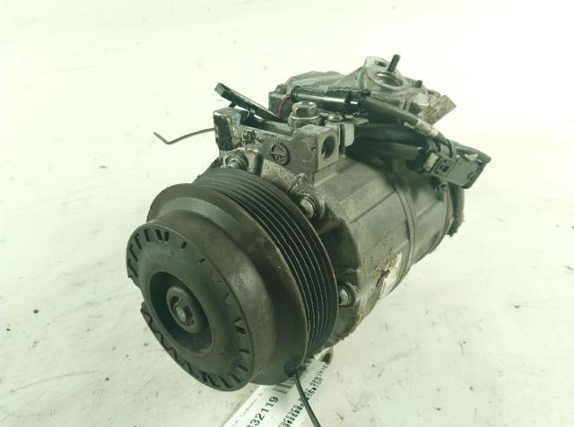 Polia do compressor de aparelho de ar condicionado A906830240187 MERCEDES