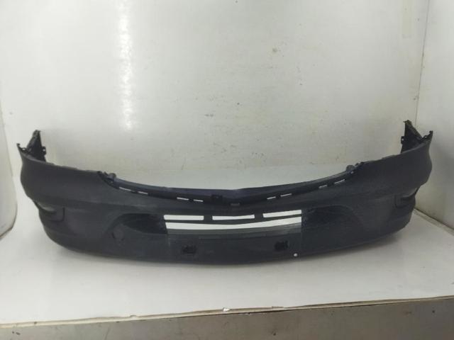 Pára-choque dianteiro A9068801670 MERCEDES