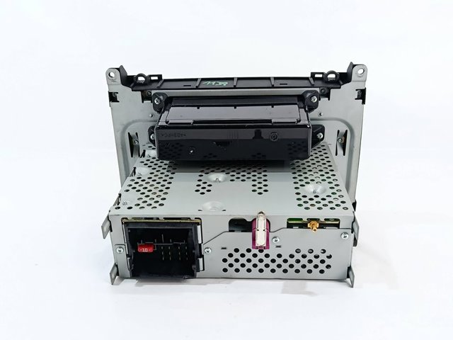Aparelhagem de som (rádio AM/FM) A9069001203 MERCEDES