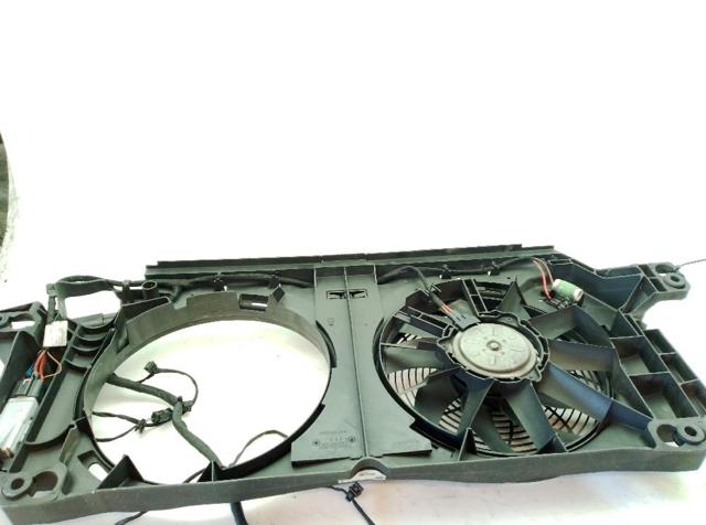 Ventilador (roda de aletas) do radiador de esfriamento A9069062200 MERCEDES