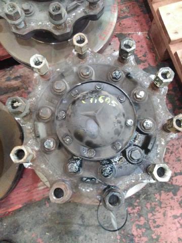 Cubo dianteiro A9423340201 MERCEDES