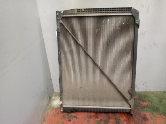 Radiador de esfriamento de motor A9425001203 MERCEDES