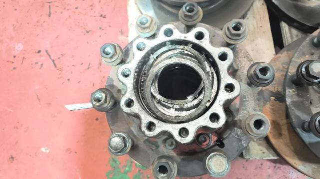 Cubo traseiro Mercedes Benz Truck TRUCK ACTROS   ao melhor preço