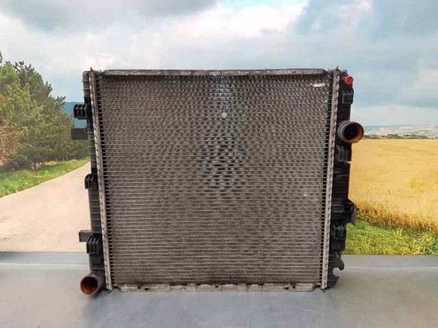 Radiador de esfriamento de motor A9705000503 MERCEDES